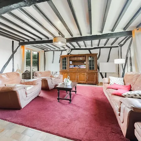 Amazing In Haudricourt Aubois *