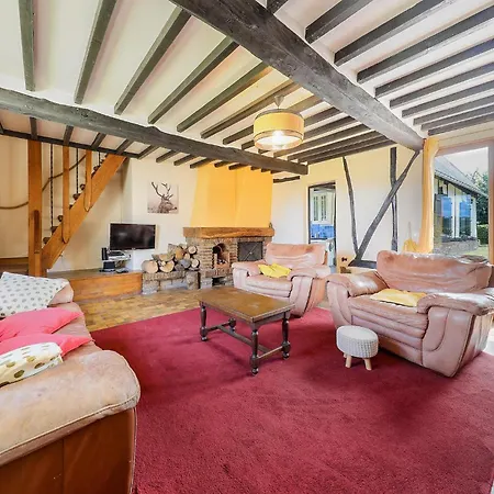 Holiday home Amazing In Haudricourt Aubois