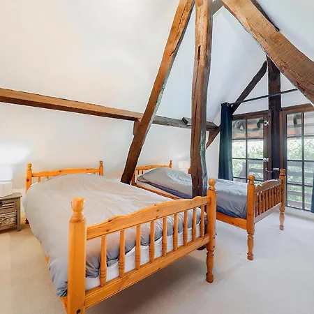 Amazing In Haudricourt Aubois Holiday home